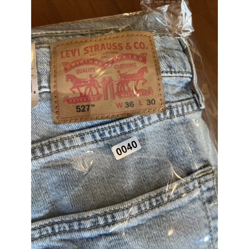 NWT Levi's 527 Slim Bootcut Jeans Men's 36x30 Light Wash Stretch 055270722